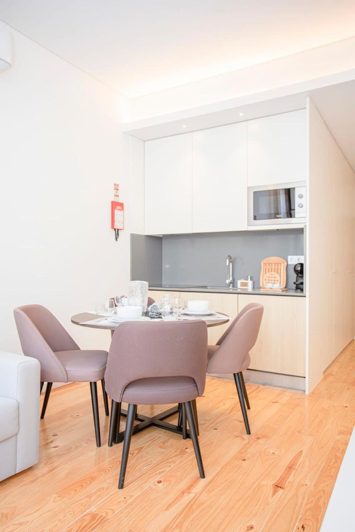 Liiiving In Porto-Mouzinho Residence Apartments Εξωτερικό φωτογραφία