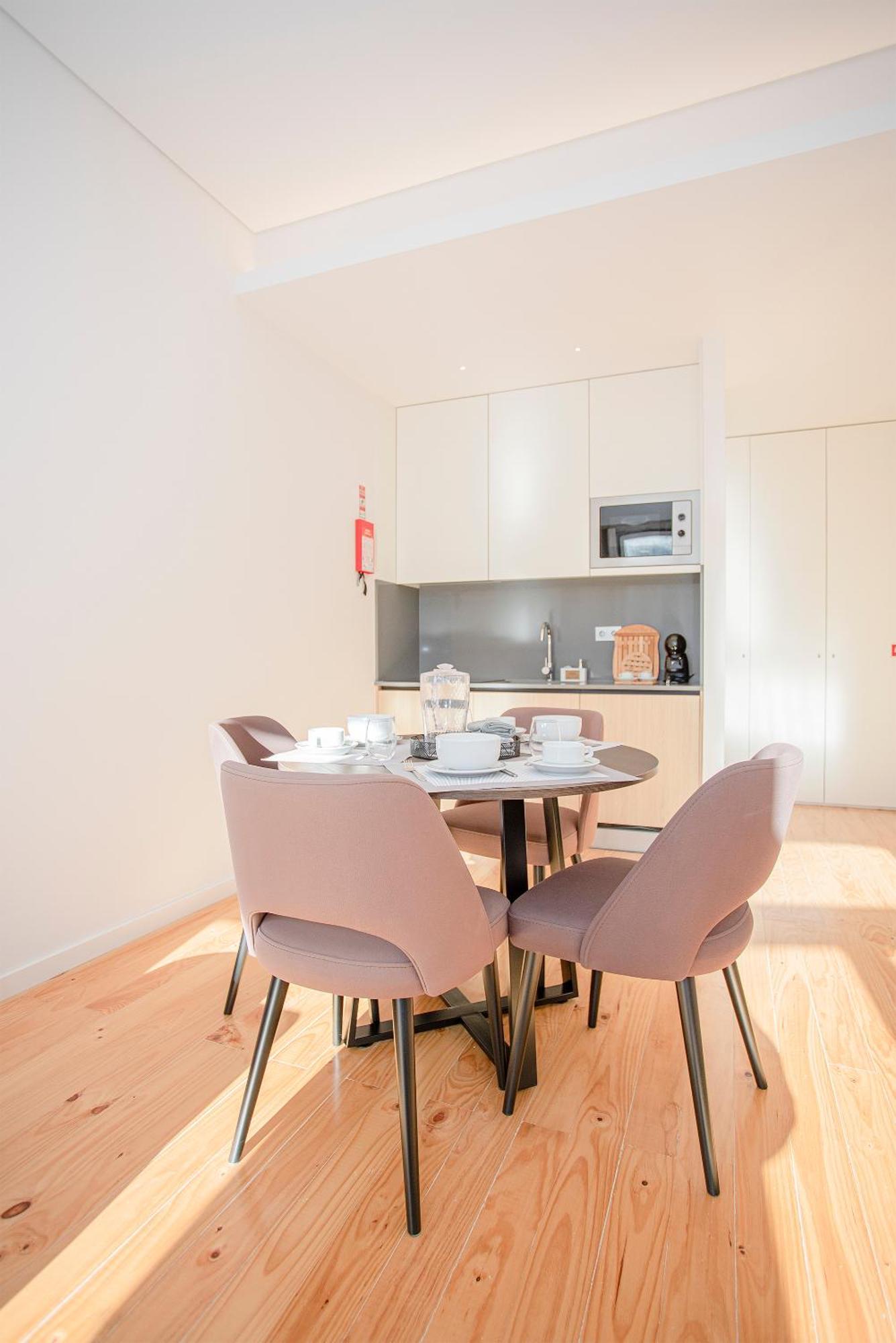 Liiiving In Porto-Mouzinho Residence Apartments Εξωτερικό φωτογραφία