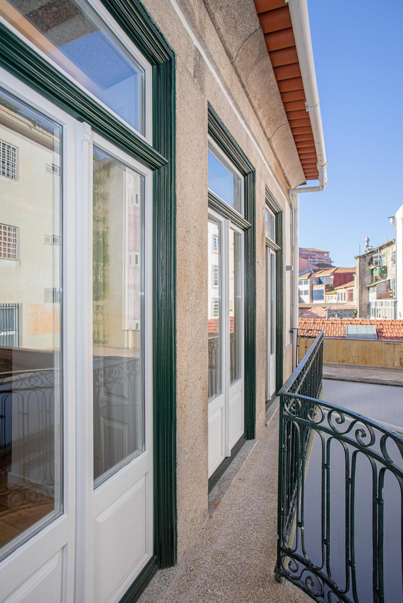 Liiiving In Porto-Mouzinho Residence Apartments Εξωτερικό φωτογραφία