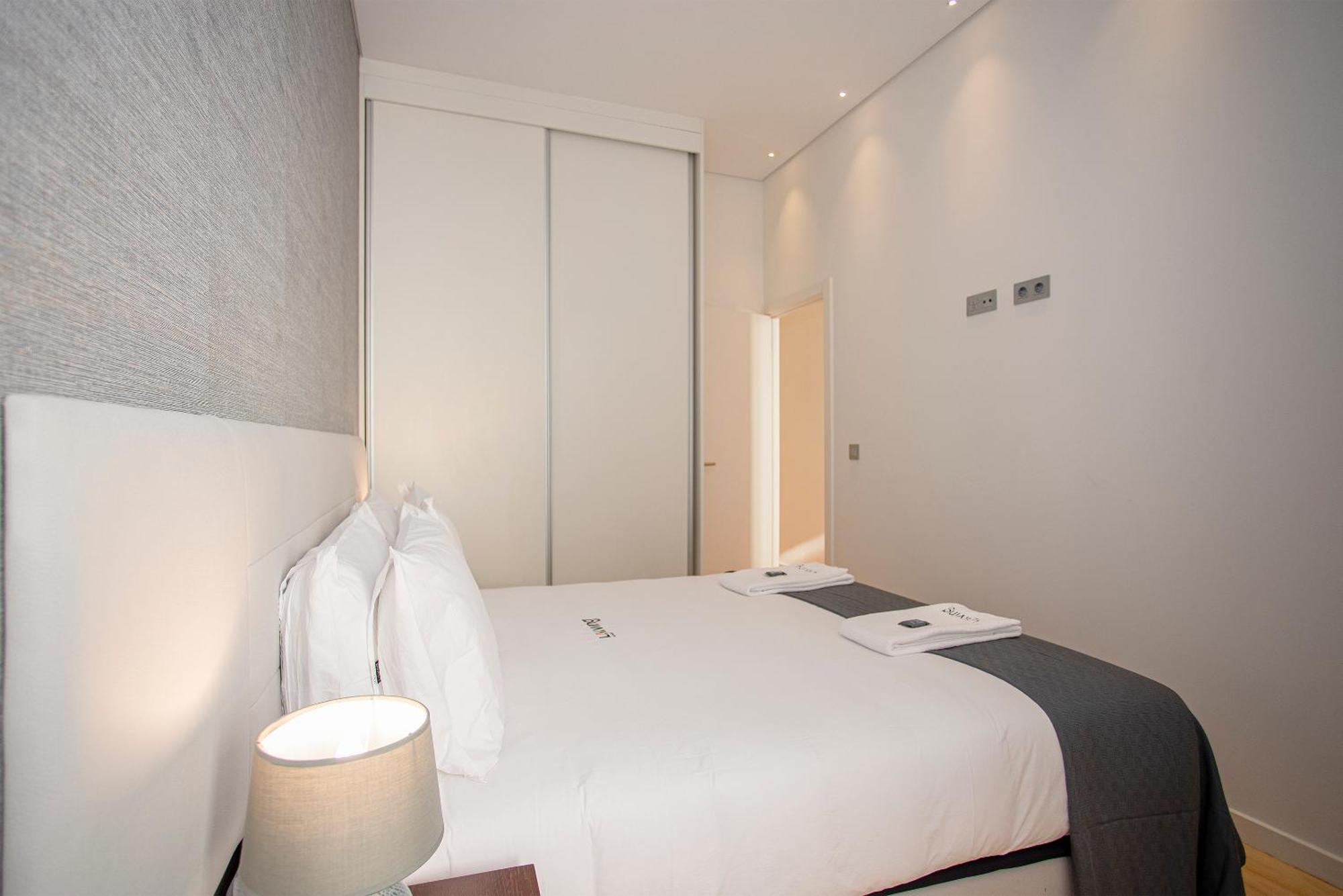 Liiiving In Porto-Mouzinho Residence Apartments Εξωτερικό φωτογραφία